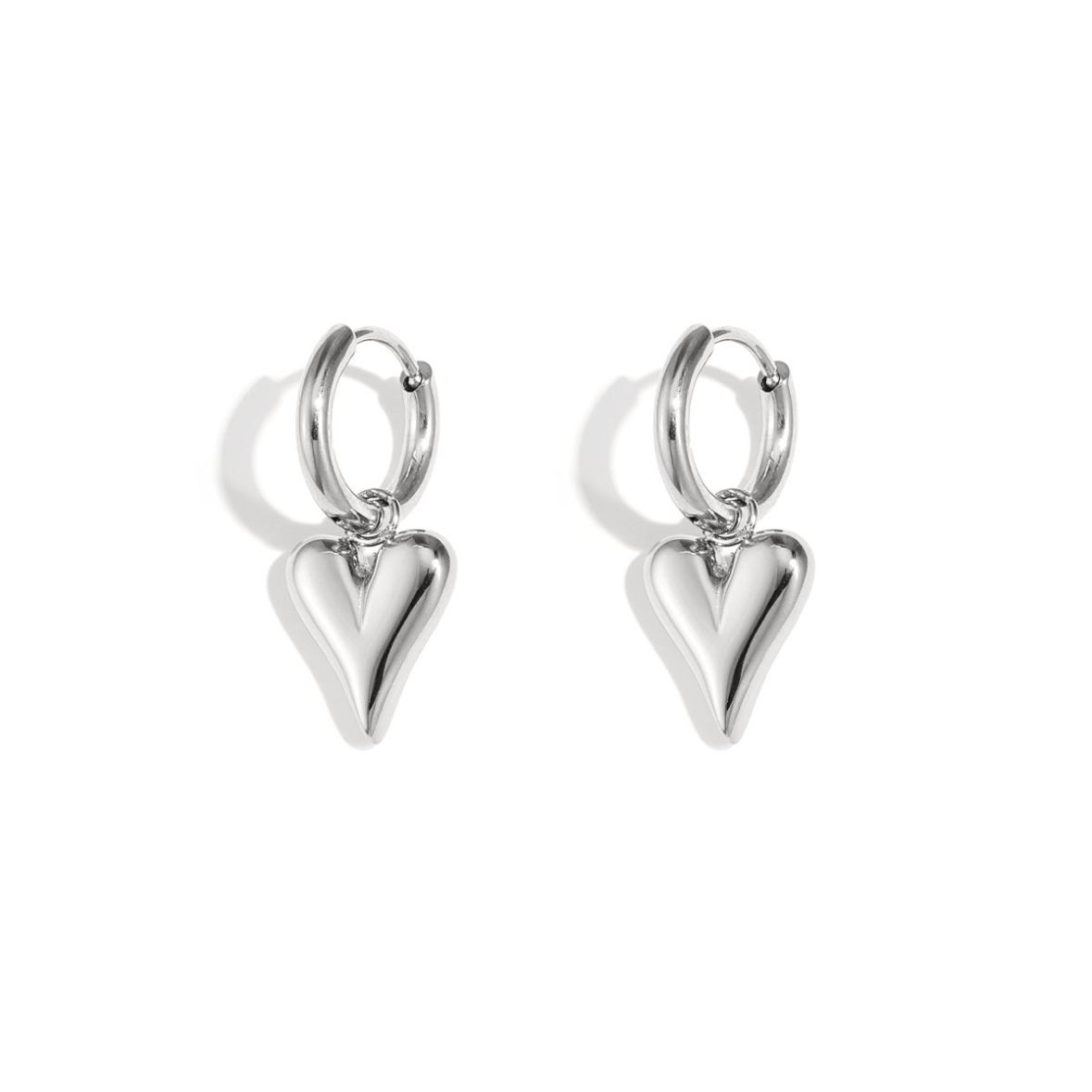 Mini heart earrings
