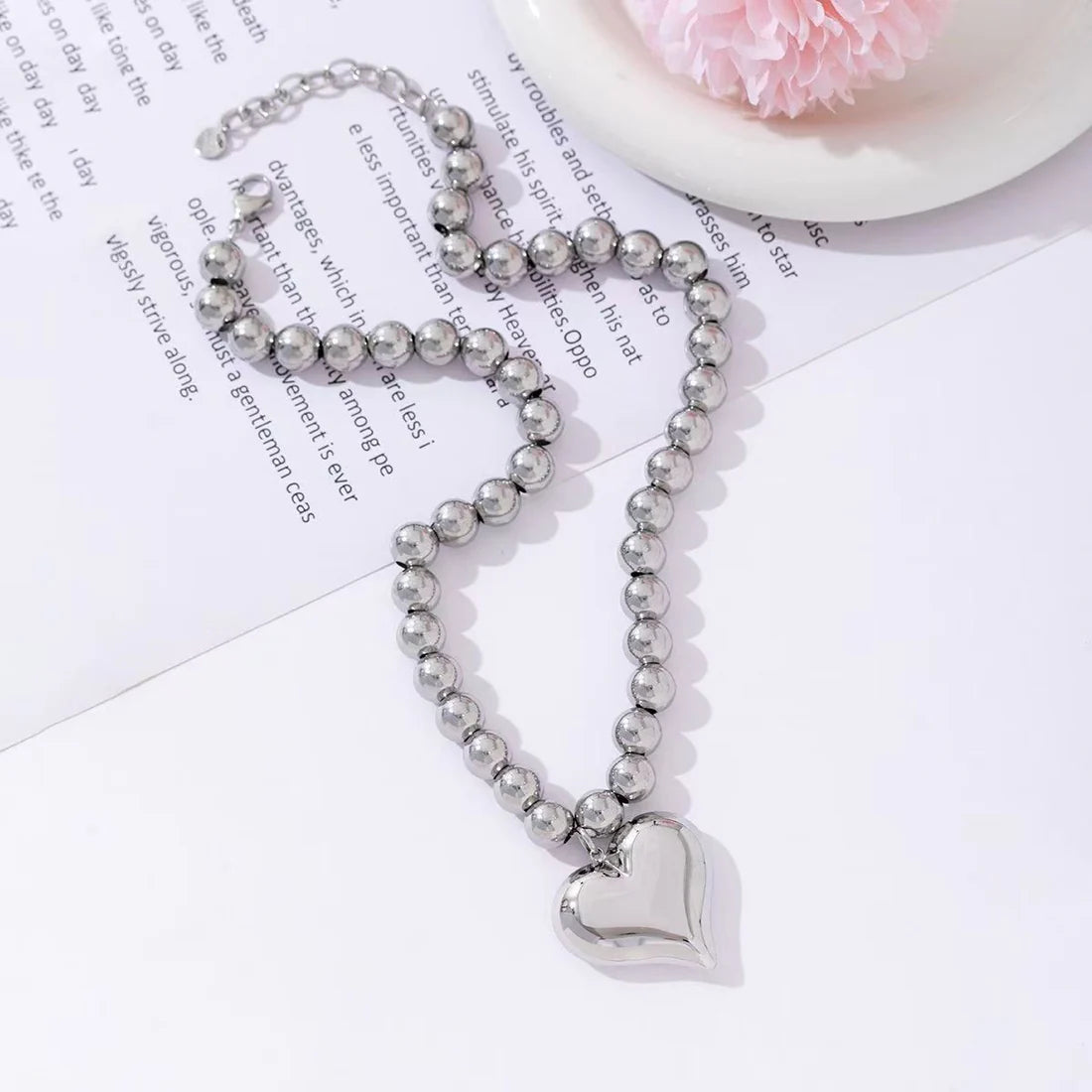 Glowy beads ketting