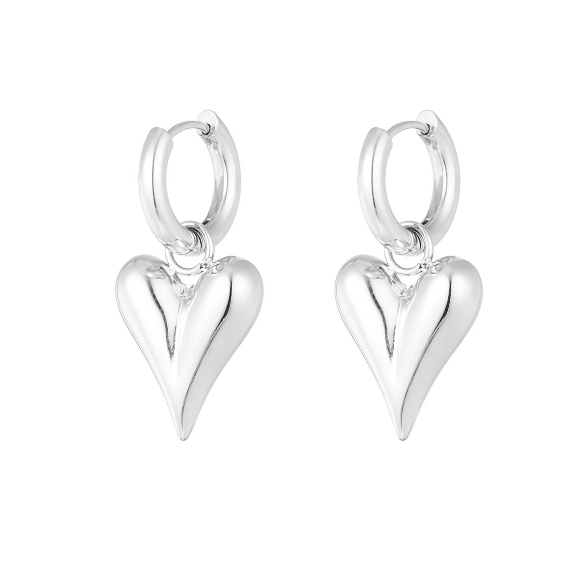 Medium heart earrings