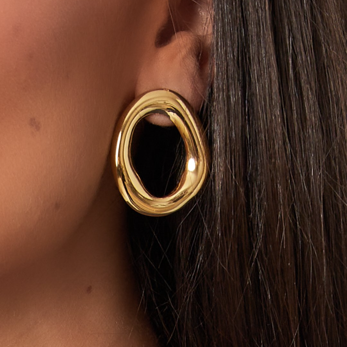 Luna oval earrings